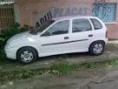 VENDO CORSA BRANCO 2001
